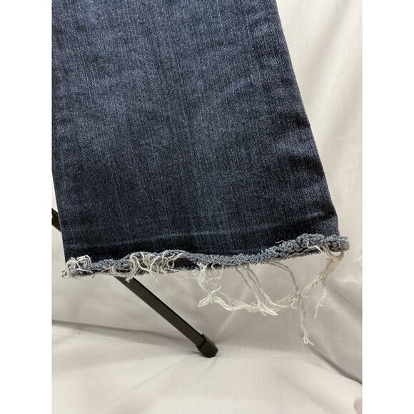 Miss Chic Women’s Jeans Size 5 Dark Wash Bootcut Embroidered Pocket EUC - Picture 7 of 16